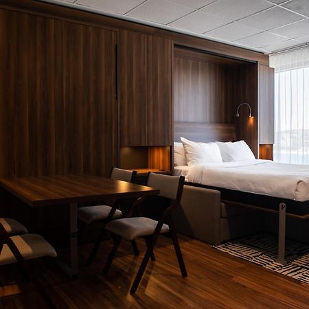 Hotel Chicoutimi, Affilie A Hyvi 외부 사진